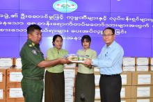 ကရင်ပြည်နယ်ဝန်ကြီးချုပ်ဦးစောမြင့်ဦး စုပေါင်းသန့်ရှင်းလုပ်ငန်းဆောင်ရွက်နေမှုအား ကြည့်ရှုအားပေး၊ မျက်စိကျန်းမာရေးကွင်းဆင်းစောင့်ရှောက်မှုပေးခြင်းအားကြည့်ရှုအားပေး၊ရှေ့တန်းရောက်တပ်မတော်သားများအတွက် အသင့်စား စားသောက်ဖွယ်ရာများ ထောက်ပံ့