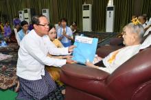 မြန်မာနှစ်ဆန်းတစ်ရက်နေ့ သက်ကြီးပူဇော်ပွဲနှင့် ဇီဝိတဒါနငါးလွှတ်ပွဲကျင်းပ