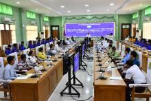 ကရင်ပြည်နယ်ဝန်ကြီးချုပ်ဦးစောမြင့်ဦး ဘားအံမြို့ပေါ်ရှိအခြေခံပညာကျောင်းများတွင် စုပေါင်းသန့်ရှင်းရေးလုပ်ငန်း ဆောင်ရွက်မှုများအား ကြည့်ရှုအားပေး