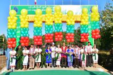 (၇၆)နှစ်မြောက်လွတ်လပ်ရေးနေ့ကို ကြိုဆိုဂုဏ်ပြုသောအားဖြင့် ကမော့လဲ-တခွက်ဖိုး(ပန်တော်မှီ)ကျေးရွာချင်းဆက် ကတ္တရာထပ်ပိုးလွှာလမ်း၊ တခွက်ဖိုး-ပန်တော်မှီလမ်း ကွန်ကရစ်လမ်းသစ်နှင့် လှိုင်းဘွဲ-ပိုင်ကျုံကတ္တရာလမ်းဖွင့်