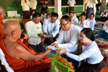 ကရင်ပြည်နယ်အစိုးရအဖွဲ့မှ ကြီးမှူး၍ ဥပ္ပါတသန္တိပါဋ္ဌိတော် ရွတ်ဖတ်ပူဇော်