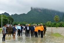 ဘားအံမြို့၌ သံလွင်မြစ်ရေ စံချိန်တင်မြင့်တက် ပြည်နယ်ဝန်ကြီးချုပ်ဦးစောမြင့်ဦး လိုအပ်သည့်ကူညီထောက်ပံရေး လုပ်ငန်းများဆောင်ရွက်ပေး