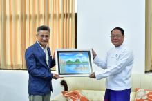 ကရင်ပြည်နယ်ဝန်ကြီးချုပ်ဦးစောမြင့်ဦးမြန်မာနိုင်ငံဆိုင်ရာထိုင်းနိုင်ငံသံအမတ်ကြီး H.E.Mr.Mongkol Visitstump နှင့်အဖွဲ့အားလက်ခံတွေ့ဆုံ