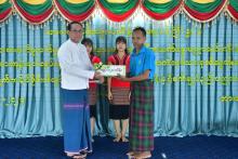 လက်ရက်ကန်းဒီဇိုင်းတီထွင်ဆန်းသစ်မှုနည်းပညာသင်တန်းနှင့်စက်ချုပ်နည်းပညာသင်တန်းဖွင့်