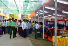 (၆၉)နှစ်မြောက်ကရင်ပြည်နယ်နေ့အထိမ်းအမှတ်ရိုးရာလှေလှော်ပြိုင်ပွဲကျင်းပ