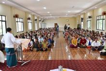 ရာဂီမုန်တိုင်းနှင့်ဆက်စပ်ဖြစ်ပွားသောရေကြီးရေလျှံမှုကြောင့် ရေဘေးသင့်ပြည်သူများအား အိန္ဒိယနိုင်ငံမှ ပေးပို့လှူဒါန်းသည့် ဆန်များ ခွဲဝေပေးအပ်