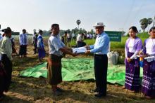 ယခုနှစ်တွင် ကရင်ပြည်နယ်၌ မိုးစပါး ၄၂၇၁၅၁ ဧကစိုက်ပျိုးရန်လျာထားပြီး လျာထားဧကပြည့်မီကျော်လွန်ရေးနှင့် တစ်ဧကအထွက်နှုန်းပန်းတိုင်ရည်မှန်းချက်ပြည့်မီကျော်လွန်ရေးကြိုးပမ်းဆောင်ရွက်