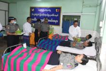 (၆၁)နှစ်မြောက် မြန်မာနိုင်ငံရဲတပ်ဖွဲ့နေ့အထိမ်းအမှတ်စုပေါင်းသွေးလှူဒါန်း ပြည်နယ်ဝန်ကြီးချုပ်ဦးစောမြင့်ဦး ကြည့်ရှုအားပေး