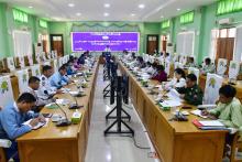 ကရင်ပြည်နယ်ဝန်ကြီးချုပ်ဦးစောမြင့်ဦး အခြေခံပညာမူလတန်းအဆင့်(Grade-5)နှင့် အလယ်တန်းအဆင့်(Grade-9) နှစ်ဆုံးစာမေးပွဲဖြေဆိုနေမှုအား ကြည့်ရှုအားပေး