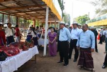 ဘားအံမြို့၌ အမှန်တကယ်စိုက်ပျိုးမွေးမြူထုတ်လုပ်သူများ၏(အခွန်လွတ်)တောင်သူလယ်သမားဈေးဖွင့်လှစ်ရောင်းချ