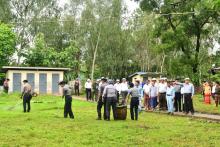 ကရင်ပြည်နယ်ဝန်ကြီးချုပ်ဦးစောမြင့်ဦး အခြေခံပညာကျောင်းများ၌ စုပေါင်းသန့်ရှင်းရေးလုပ်ငန်းဆောင်ရွက်မှုအား ကြည့်ရှုအားပေး