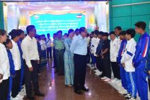 ကရင်ပြည်နယ်ဝန်ကြီးချုပ်ဦးစောမြင့်ဦး တိုင်းဒေသကြီးနှင့်ပြည်နယ် အသက်(၁၉)နှစ်အောက် အမျိုးသမီးဘောလုံးပြိုင်ပွဲ အုပ်စု(က)ဘားအံဇုန်တွင် ဝင်ရောက်ယှဉ်ပြိုင်မည့် အသင်းများအား ကြိုဆိုမိတ်ဆက်
