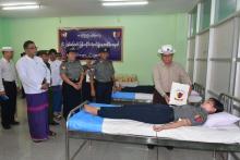 ပြည်နယ်ပြည်သူ့ဆေးရုံကြီး(ဘားအံ)၌ ကရင်ပြည်နယ်ရဲတပ်ဖွဲ့မှ (၆၂)နှစ်မြောက်မြန်မာနိုင်ငံရဲတပ်ဖွဲ့နေ့အထိမ်းအမှတ် စုပေါင်းလုပ်အားပေးပွဲနှင့်စုပေါင်းသွေးလှူဒါန်းပွဲကျင်းပ