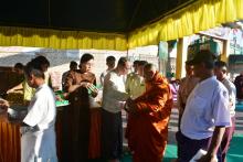 ရွှေယဉ်မျှော်ပြည်တော်ဧစေတီတော်၌ (၇၇)ကြိမ်မြောက် ဆွမ်းဆန်တော်လောင်းလှူ